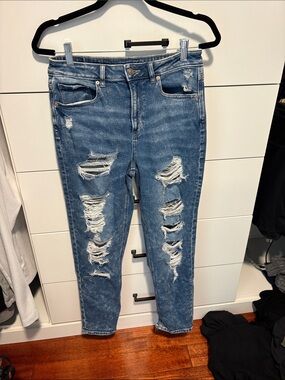 American Eagle Outfitters Ripped Light Blue Mom Jeans